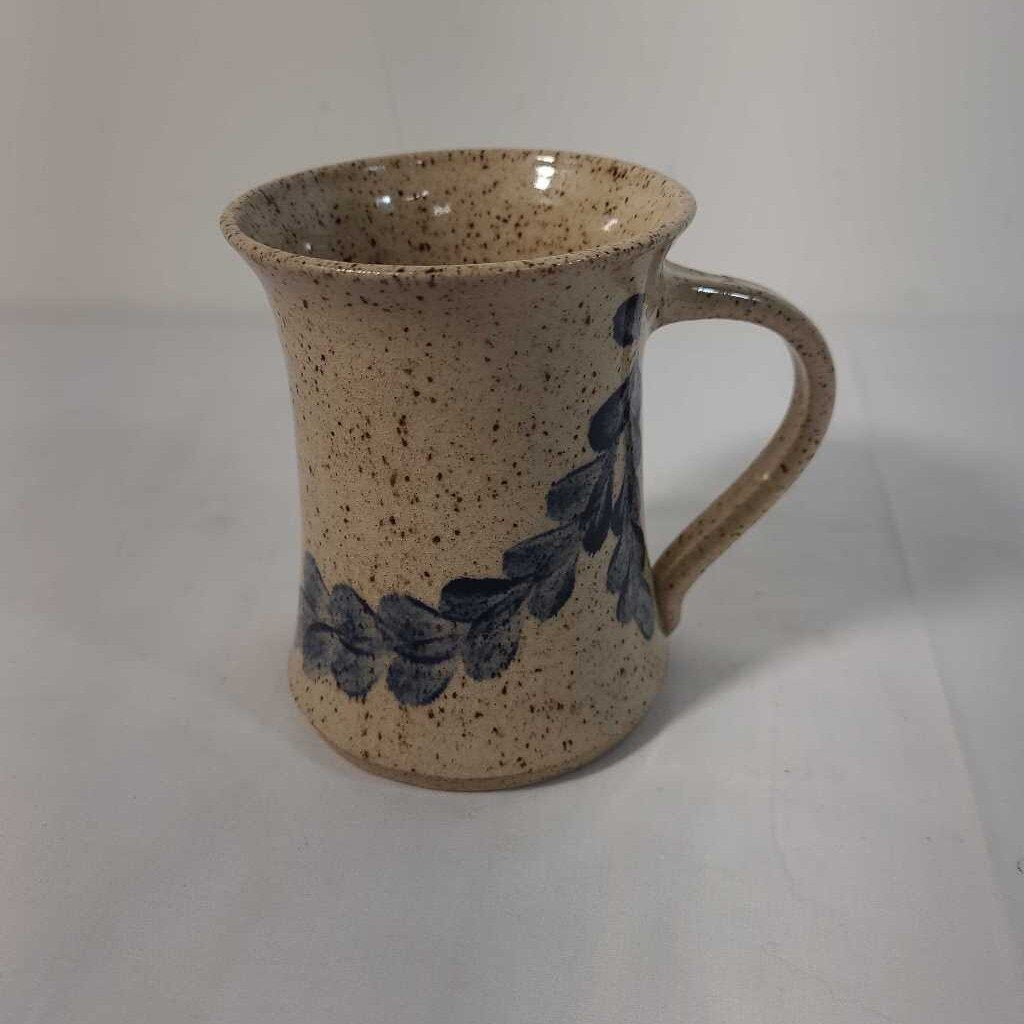 CERAMIC MUG W/ BLUE LEAVES