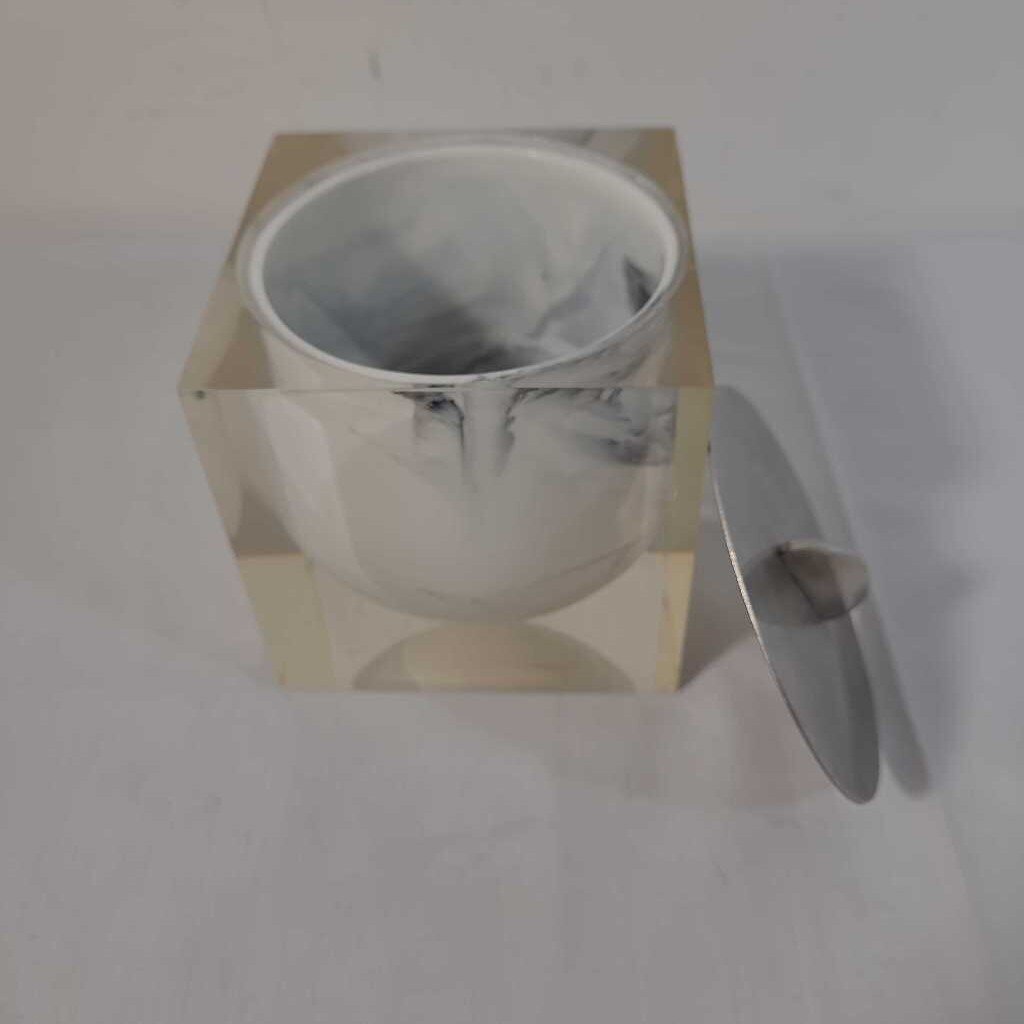 LIDDED ACRYLIC CONTAINER