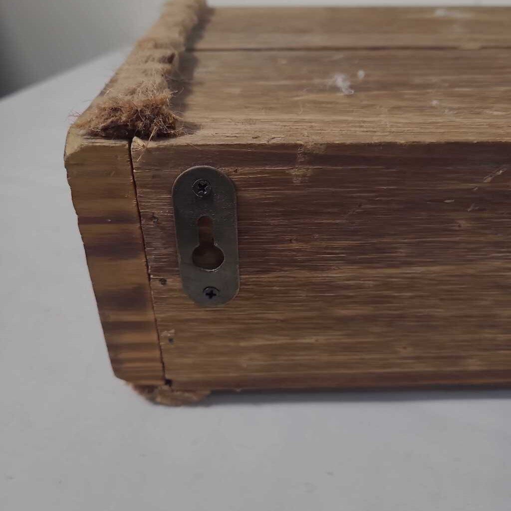 FLOATING WOODEN SHELF W/ROPE