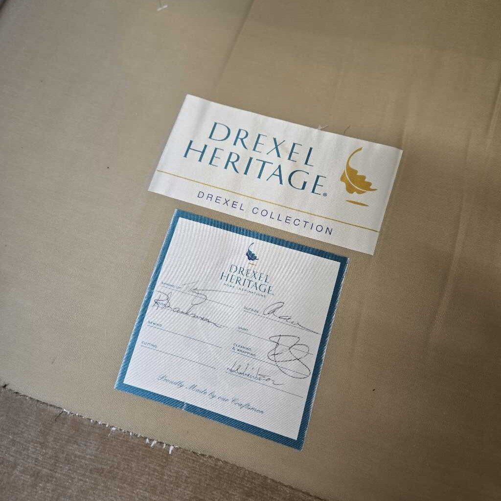 VTG DREXEL HERITAGE COLLECTION LOVESEAT