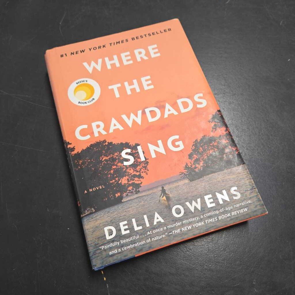 WHERE THE CRAWDADS SING - DELIA OWENS