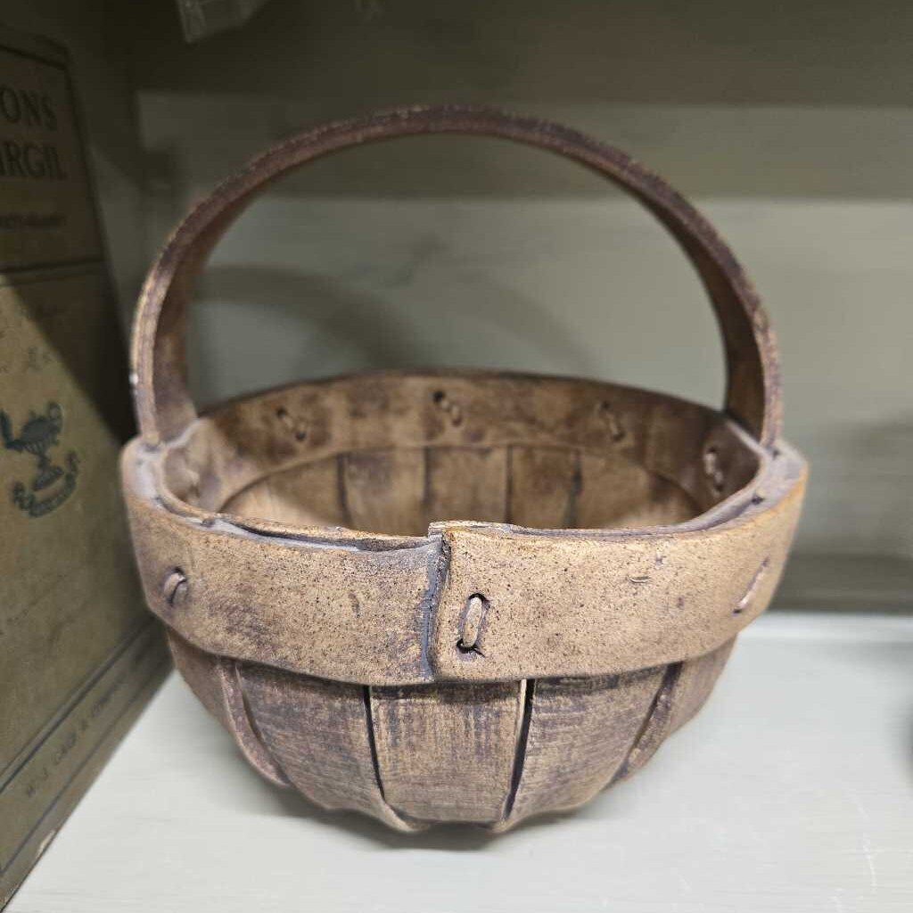 POTTERY BASKET