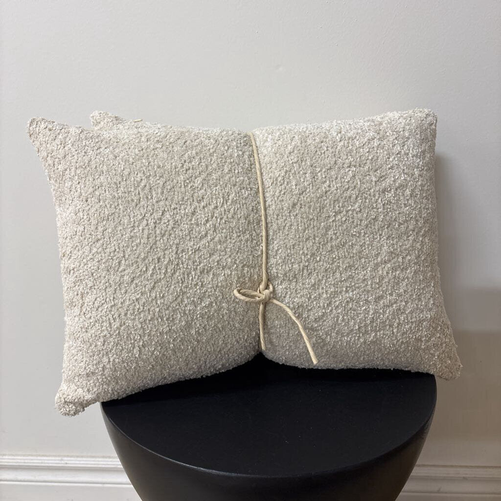 PARSON CREAM 14" X 20" POLYFILL INSERT, PRICE FOR 2
