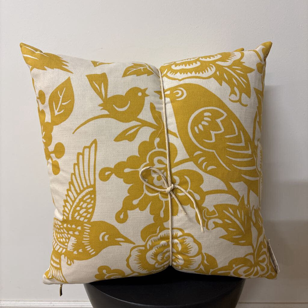 CHIRP SUNLIGHT 22" X 22" FEATHER INSERT, PRICE FOR 2