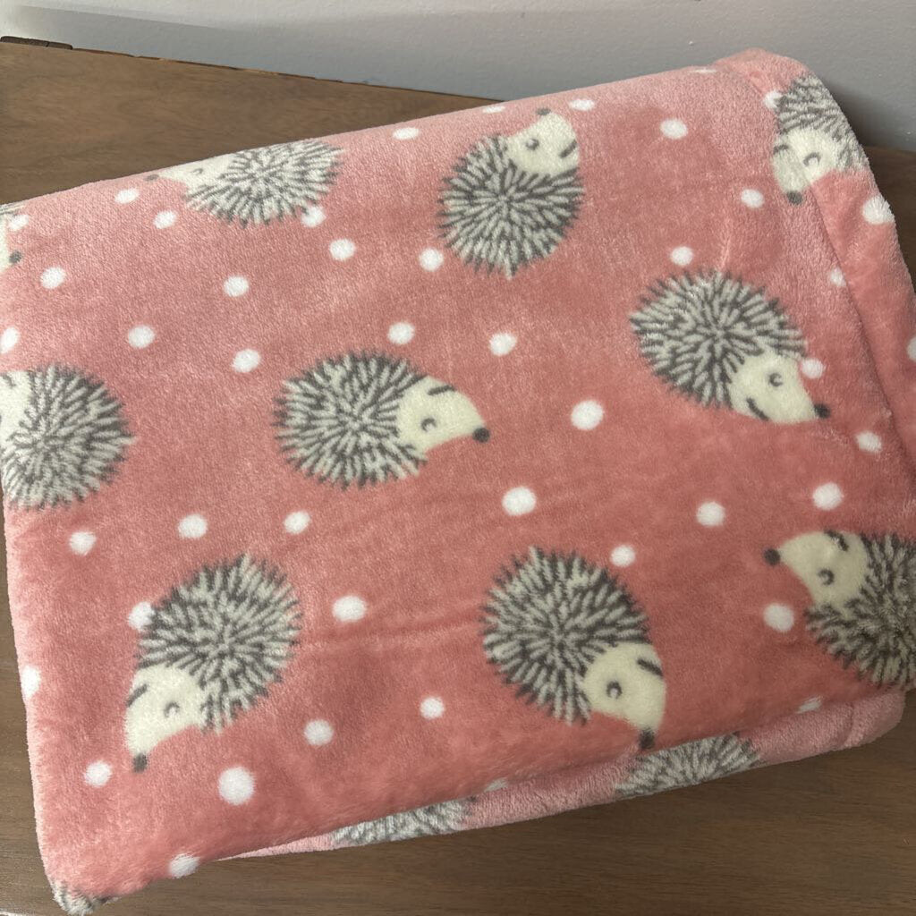 HEDGE HOG BABY BLANKET IN PINK 30"X 45"