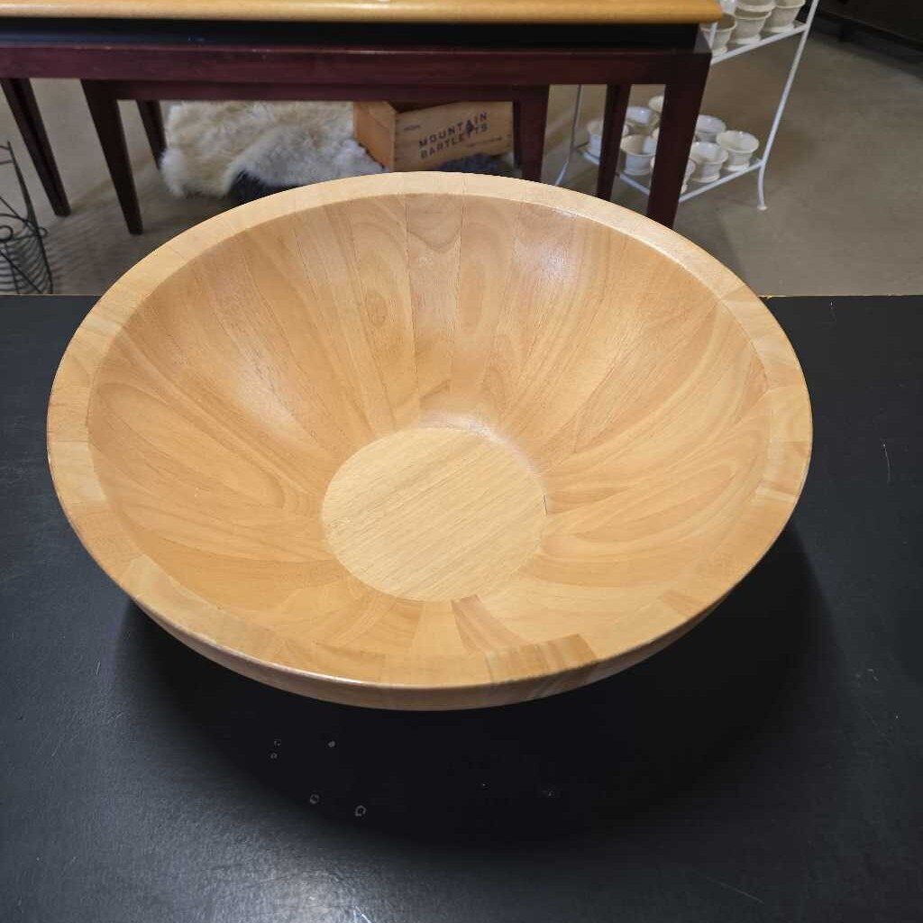 LG WOODEN BOWL