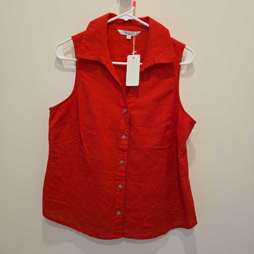 SLEEVELESS BUTTON-DOWN TOP