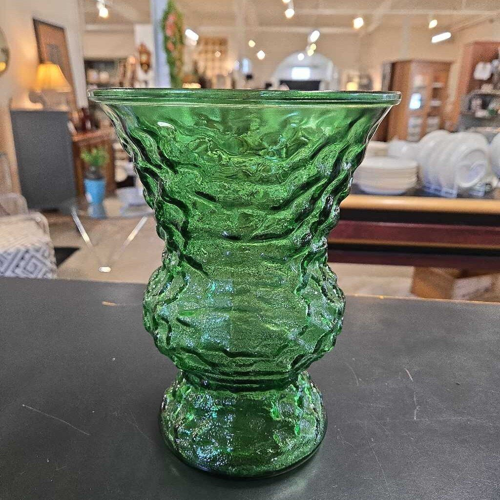 VTG E.O. BRODY EMERALD GREEN CRINKLE GLASS VASE