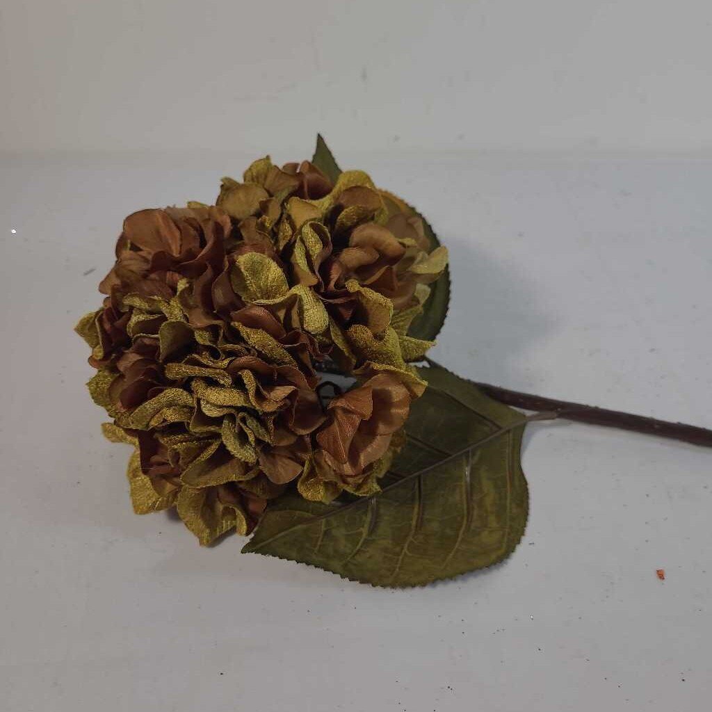 FAUX HYDRANGEA PICK