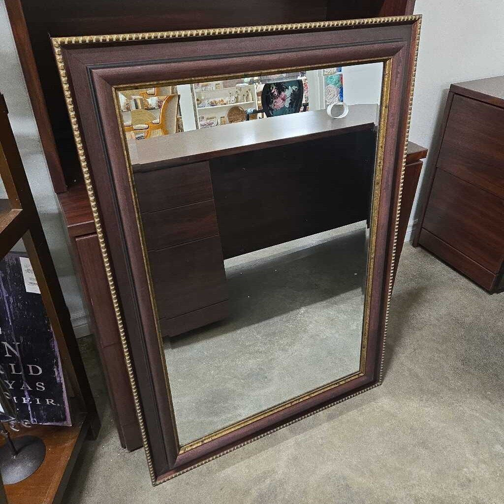 FRAMED BEVELED MIRROR