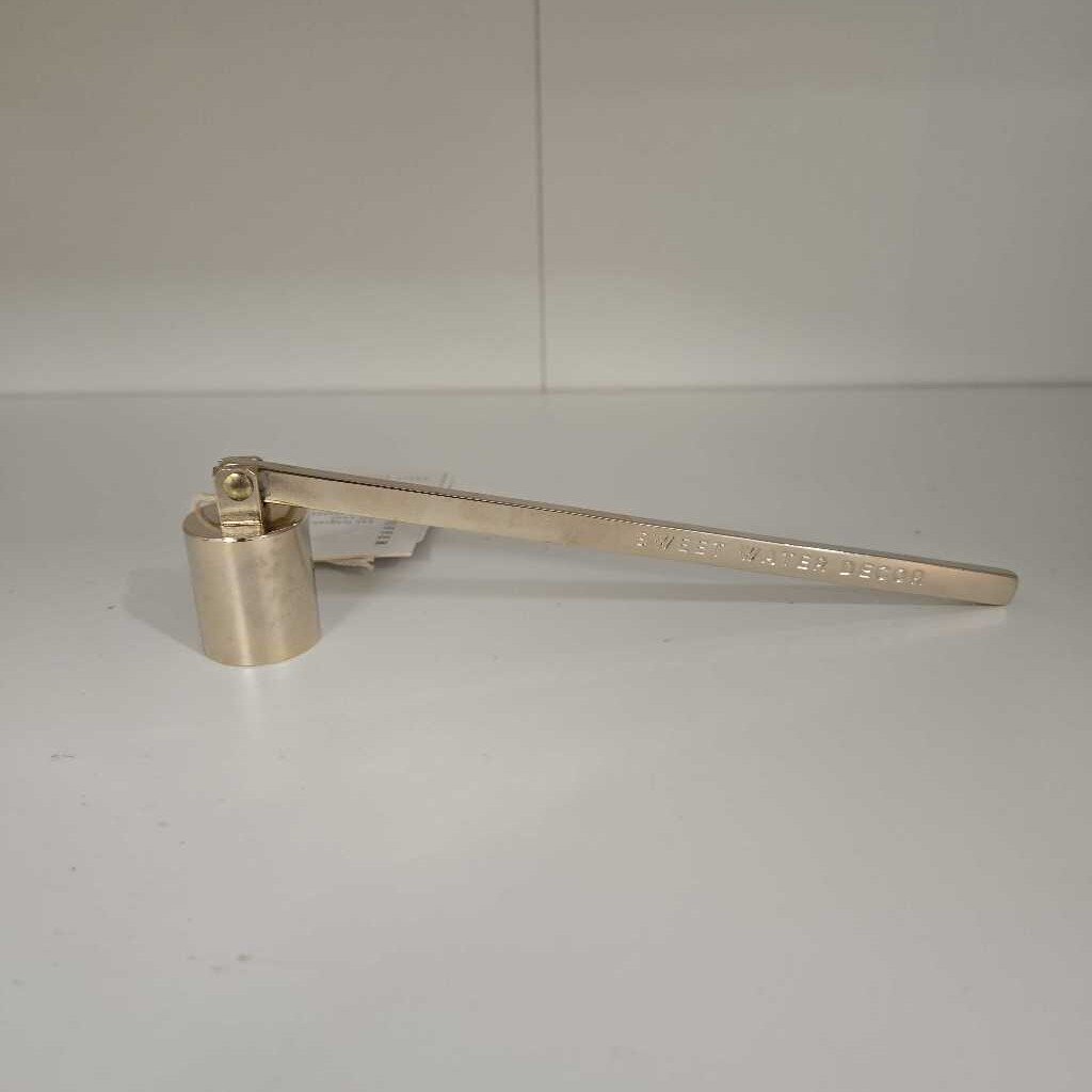 CANDLE SNUFFER