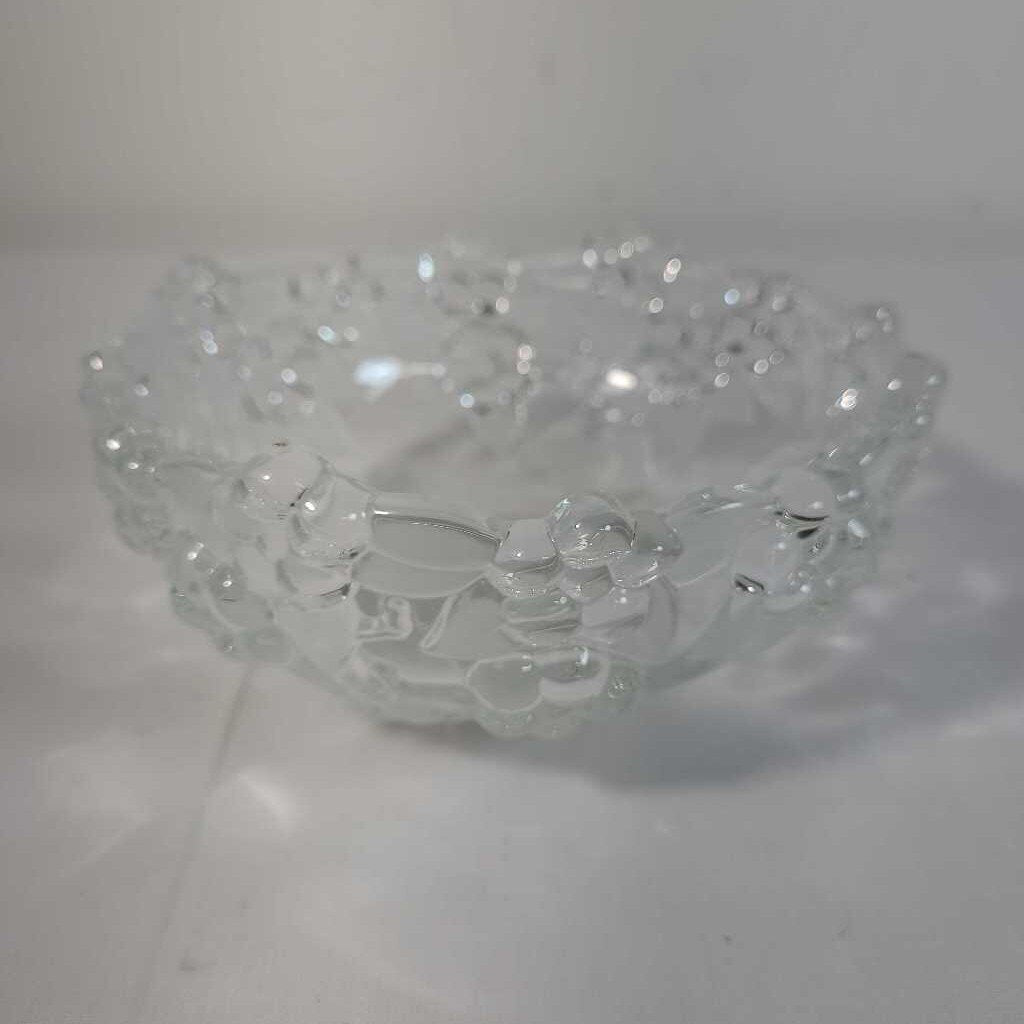VTG CRYSTAL BOWL W/ FROSTED LEAVES AND FLOWERS