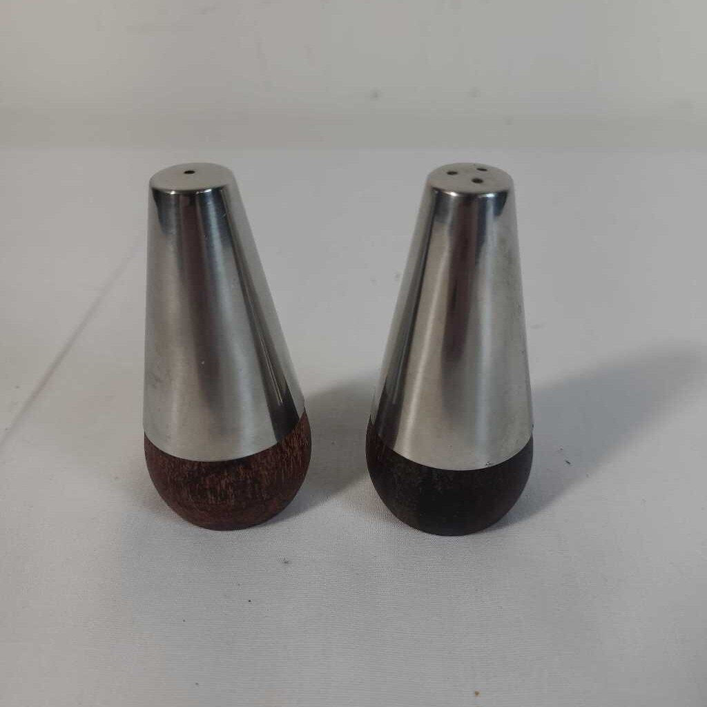 ROSEWOOD/ SILVER SALT & PEPPER SHACKERS