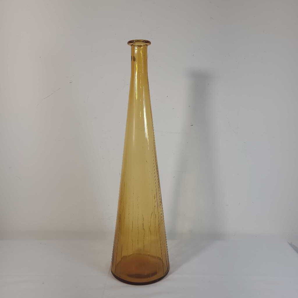 AMBER GLASS VASE