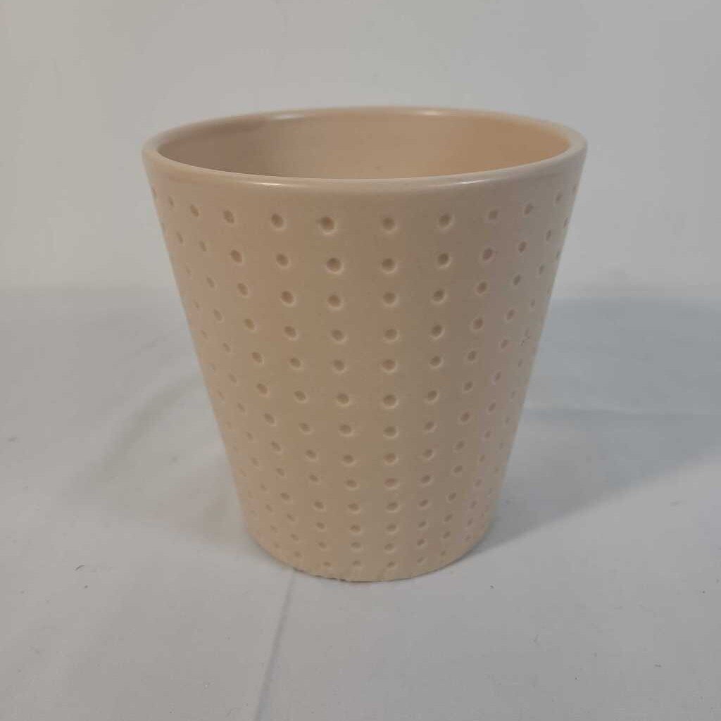 PEACH POT W/ DIMPELS