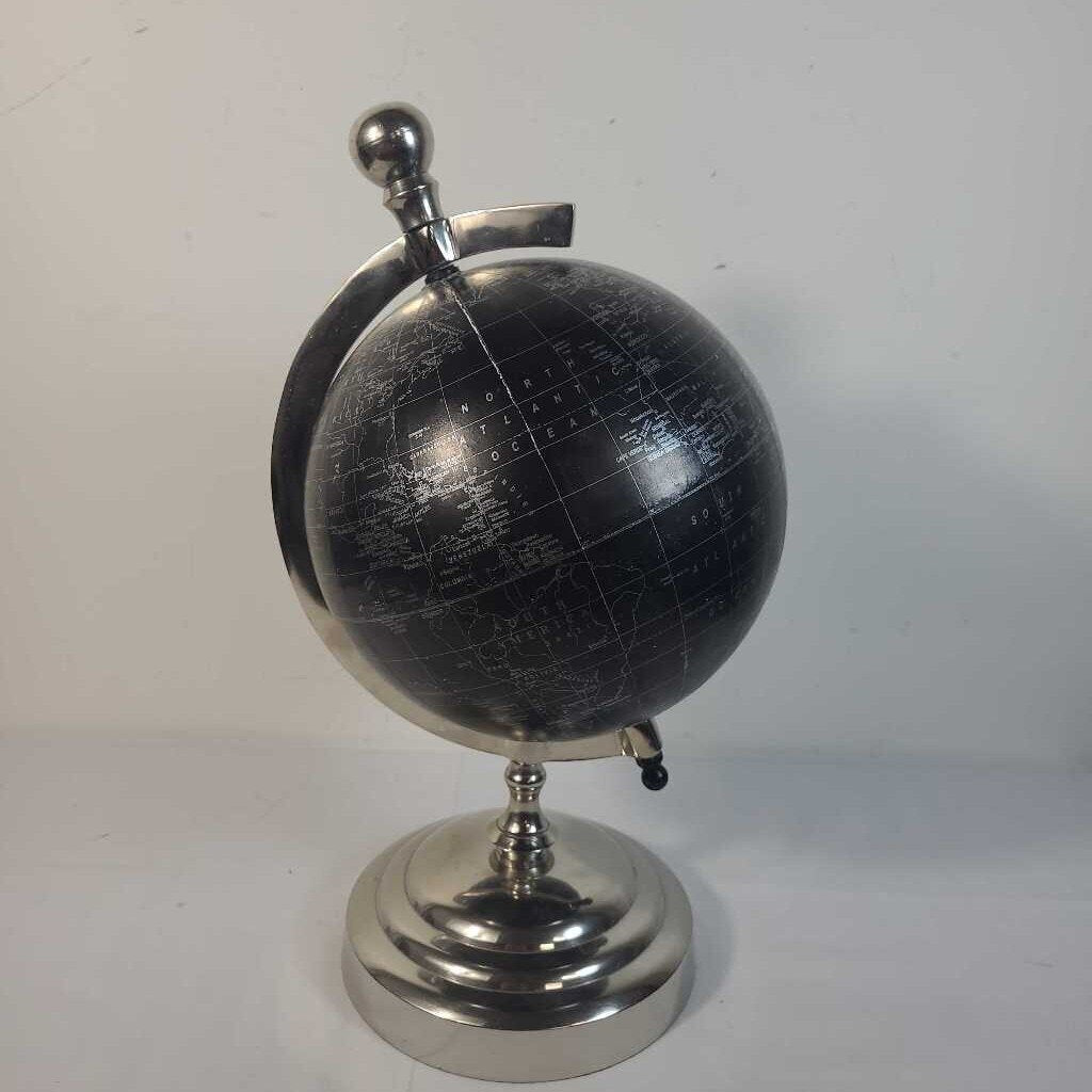 BLACK & SILVER DESK GLOBE