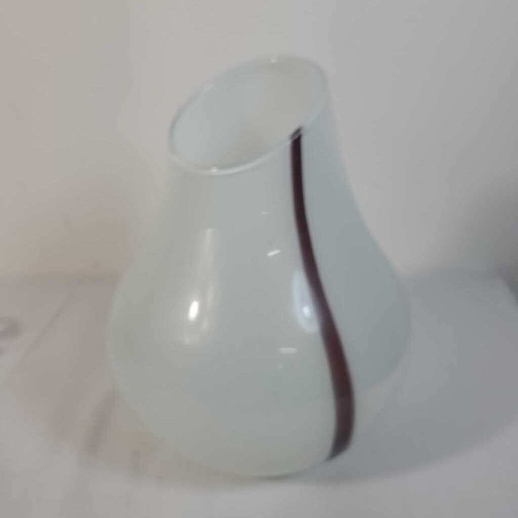 HANDBLOWN WHITE GLASS VASE