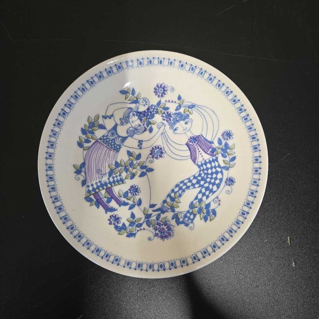 FIGGJO TURI LOTTE SALAD PLATE