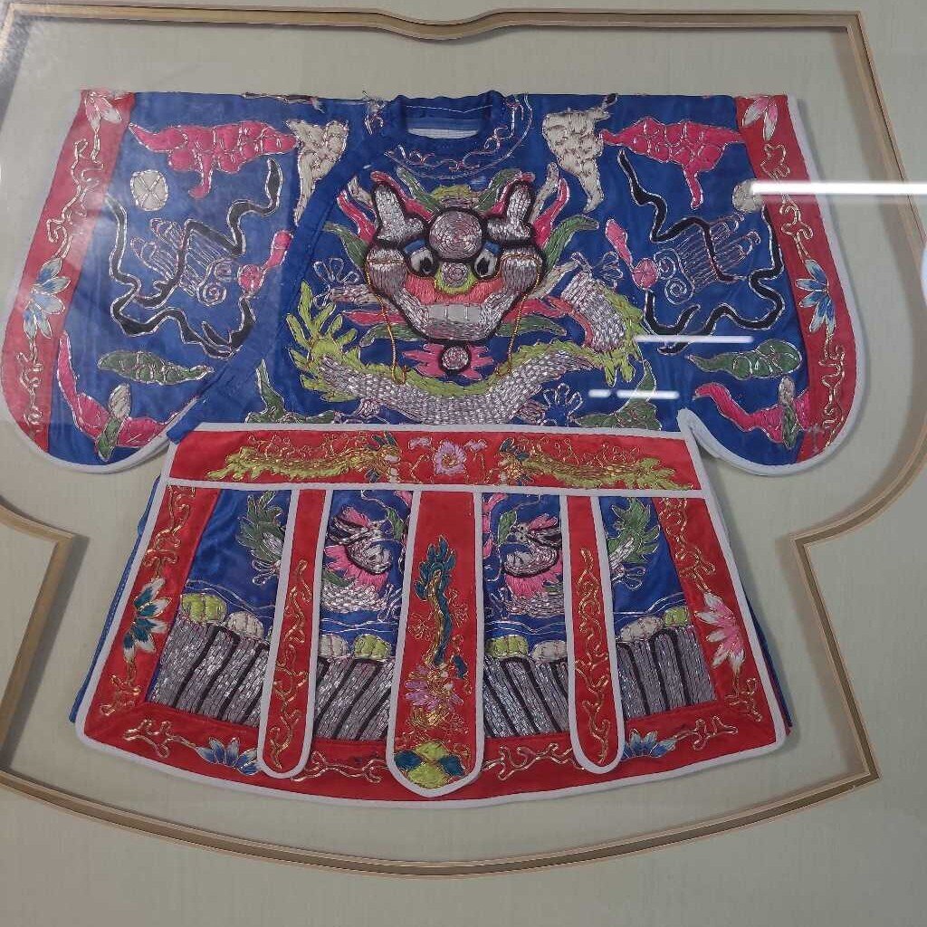 FRAMED TRADITIONAL TAIWANESE PUPPETRY COSTUME C