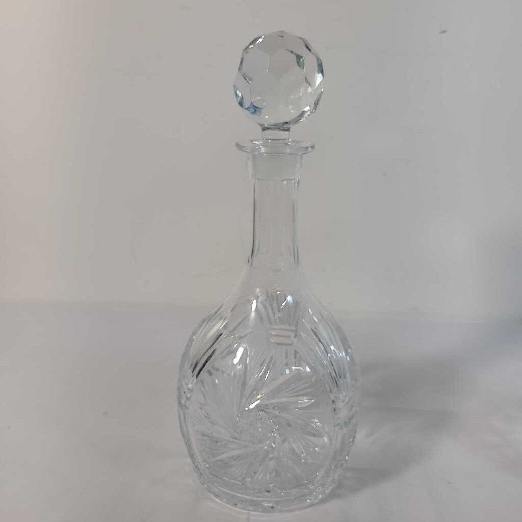 PINWHEEL CRYSTAL DECANTER