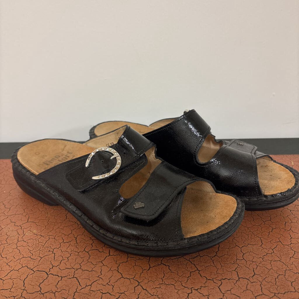 FINN COMFORT SANDALS