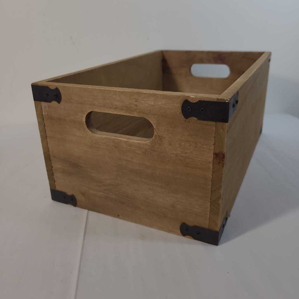 WOODEN BOX