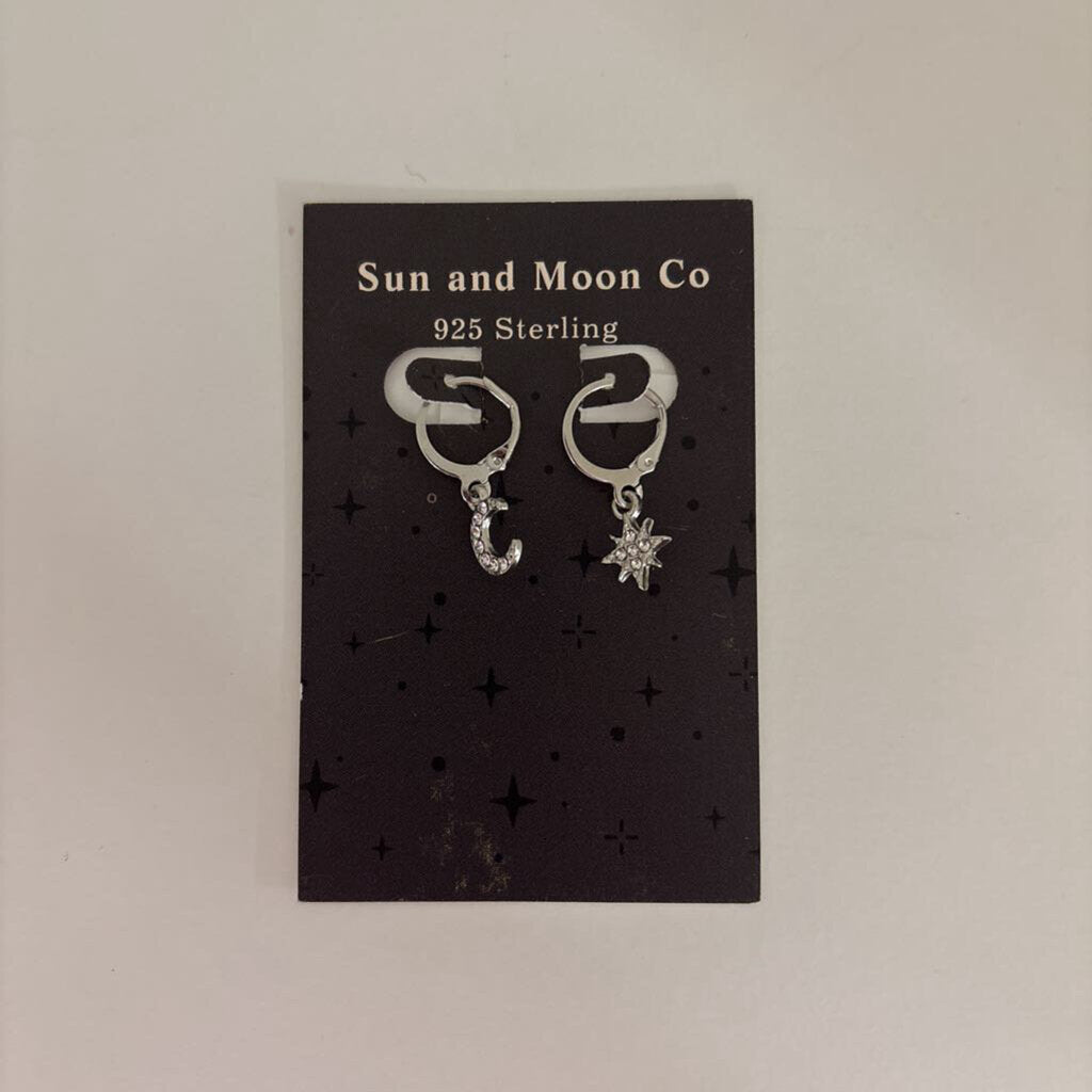 SUN + MOON GLITTER DANGLES SS