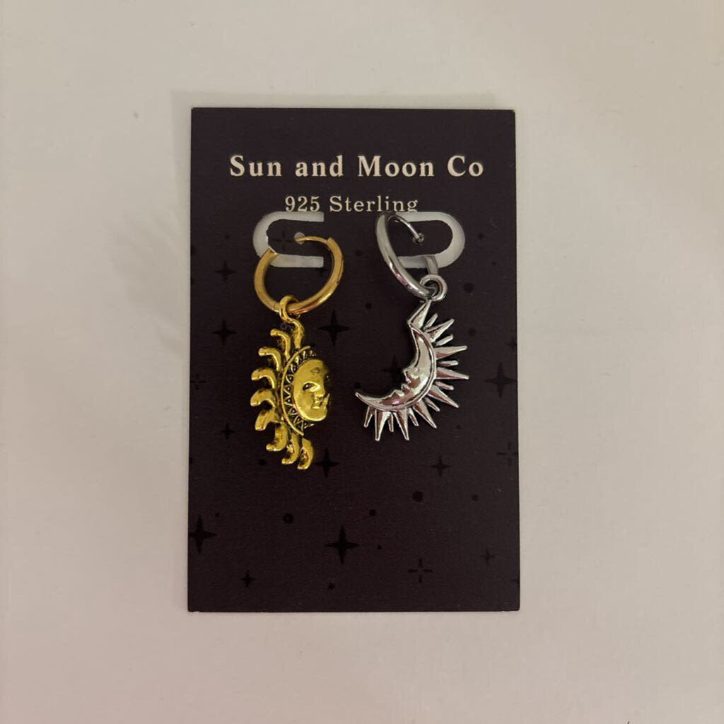 GOLD & SILVER SUN /MOON DANGLES SS