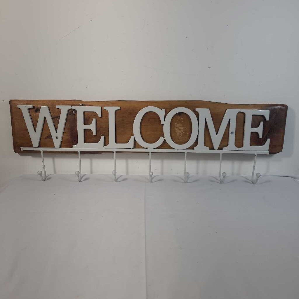 WELCOME COAT RACK ON WOOD
