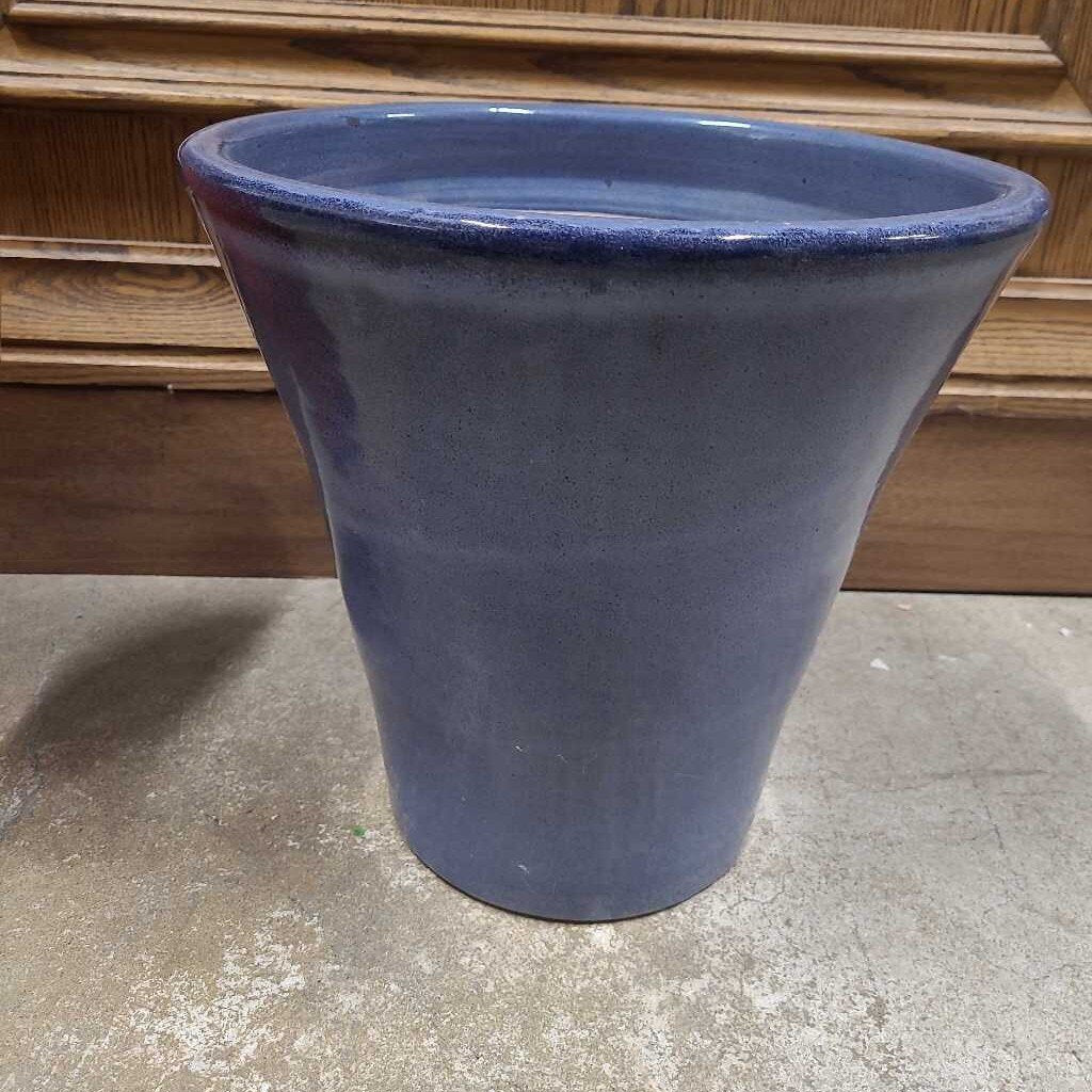 BLUE ROUND PLANTER