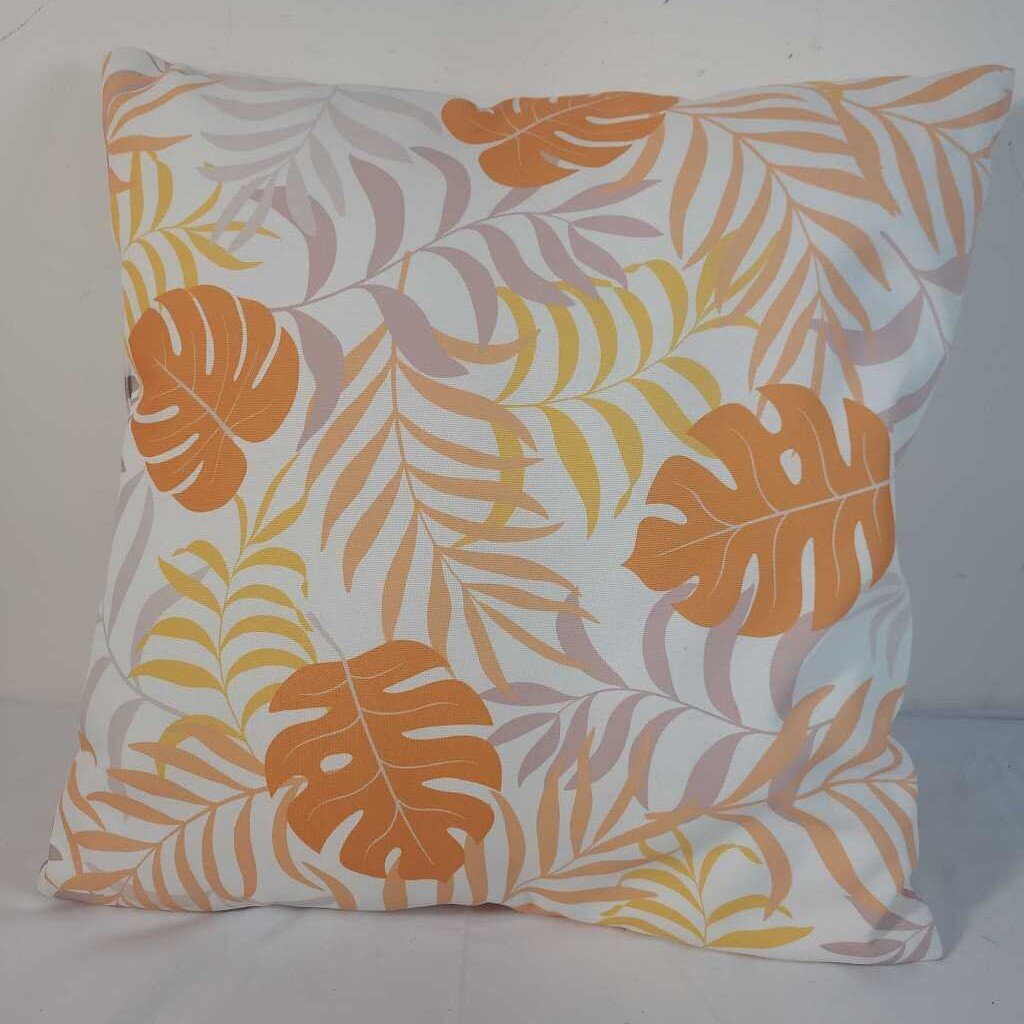 OUTDOOR PILLOW - PALM LEAVES