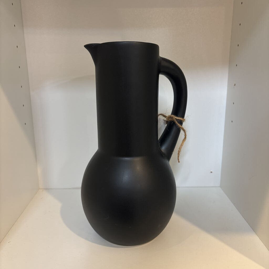 Black Matte Pitcher/Vase