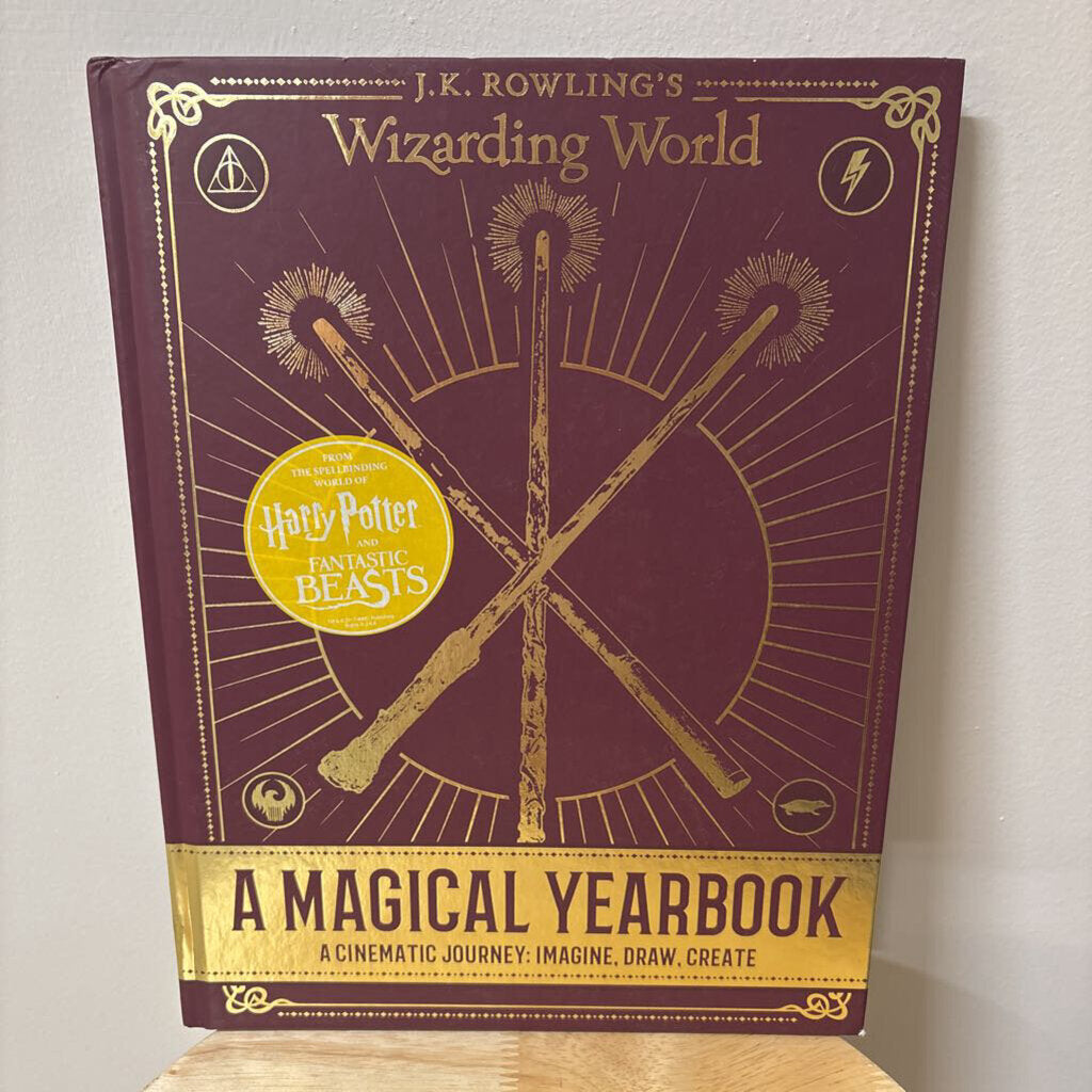 Harry Potter-A Magical Yearbook