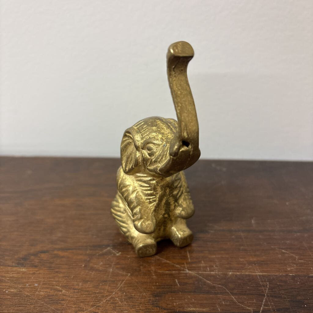 SOLID BRASS ELEPHANT RAISED TRUNK:GOOD LUCK 1980'S SITTING UPRIGHT