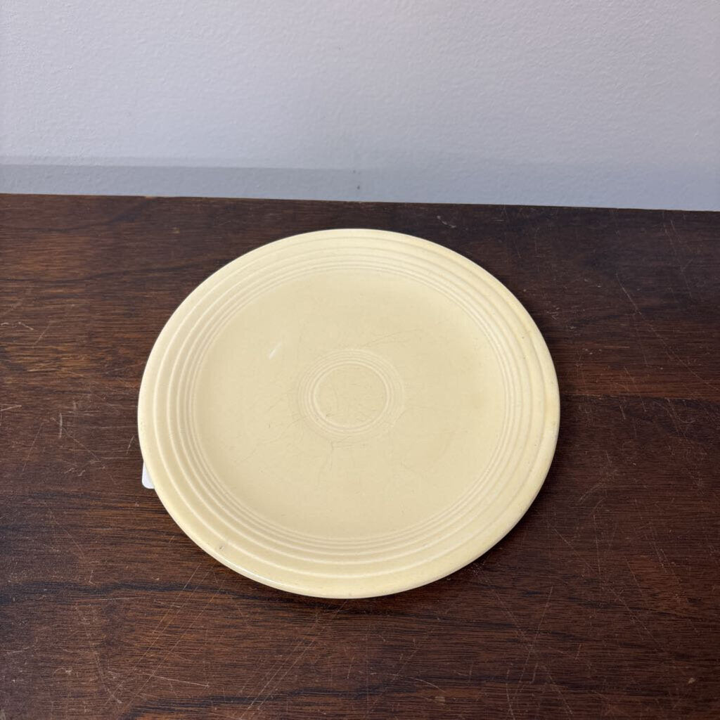 FIESTAWARE IVORY SAUCER 1930'3-1950'S