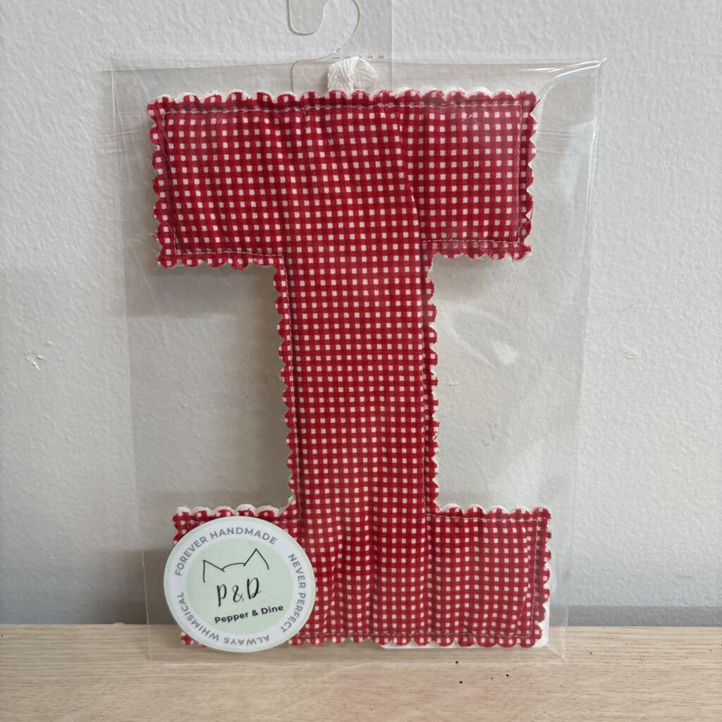 BANNER LETTER - "I" RED GINGHAM