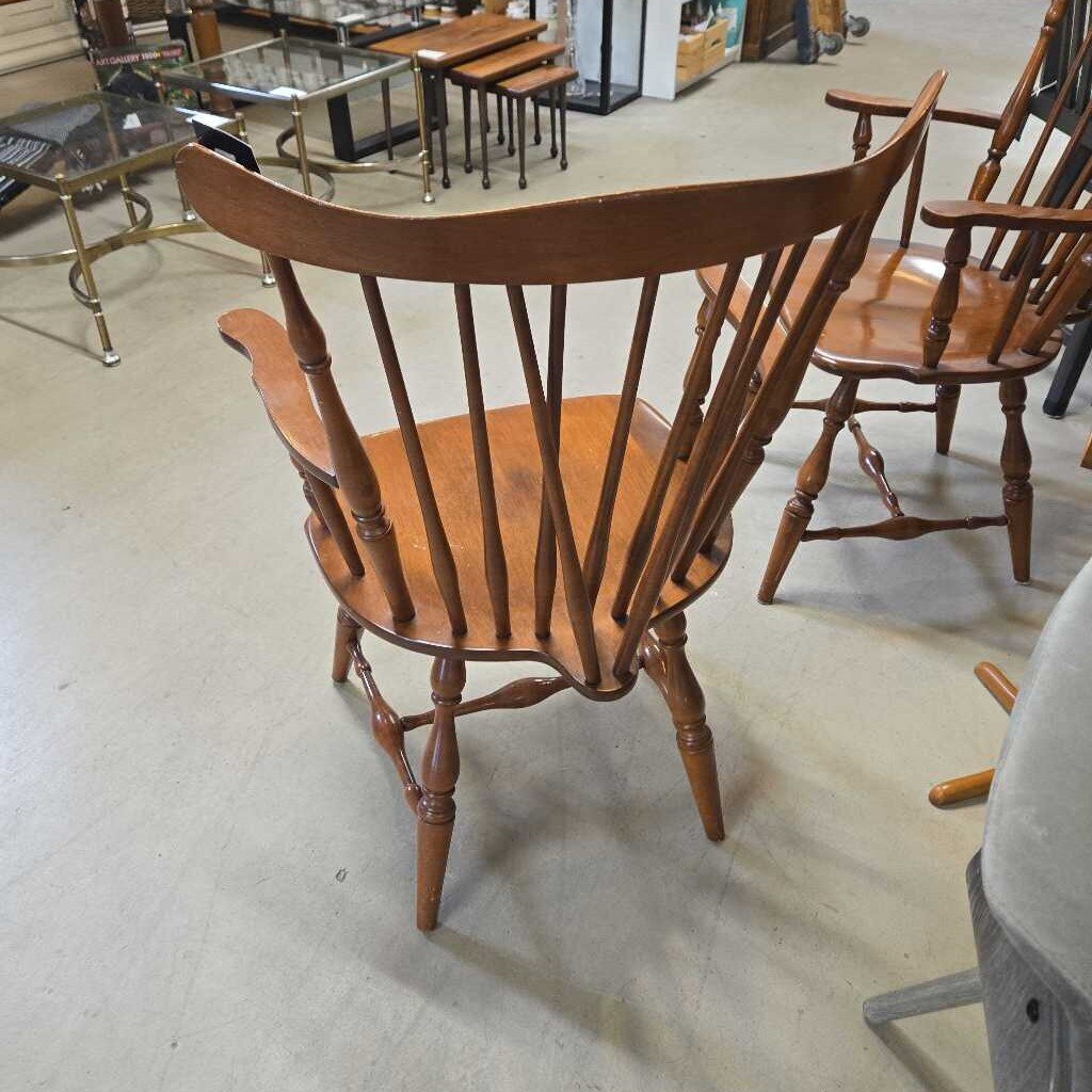 VILAS MAPLE FIDDLE BACK CHAIR