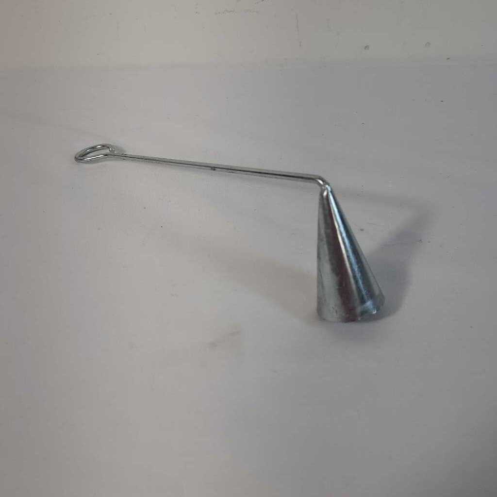 SILVER CANDLE SNUFFER