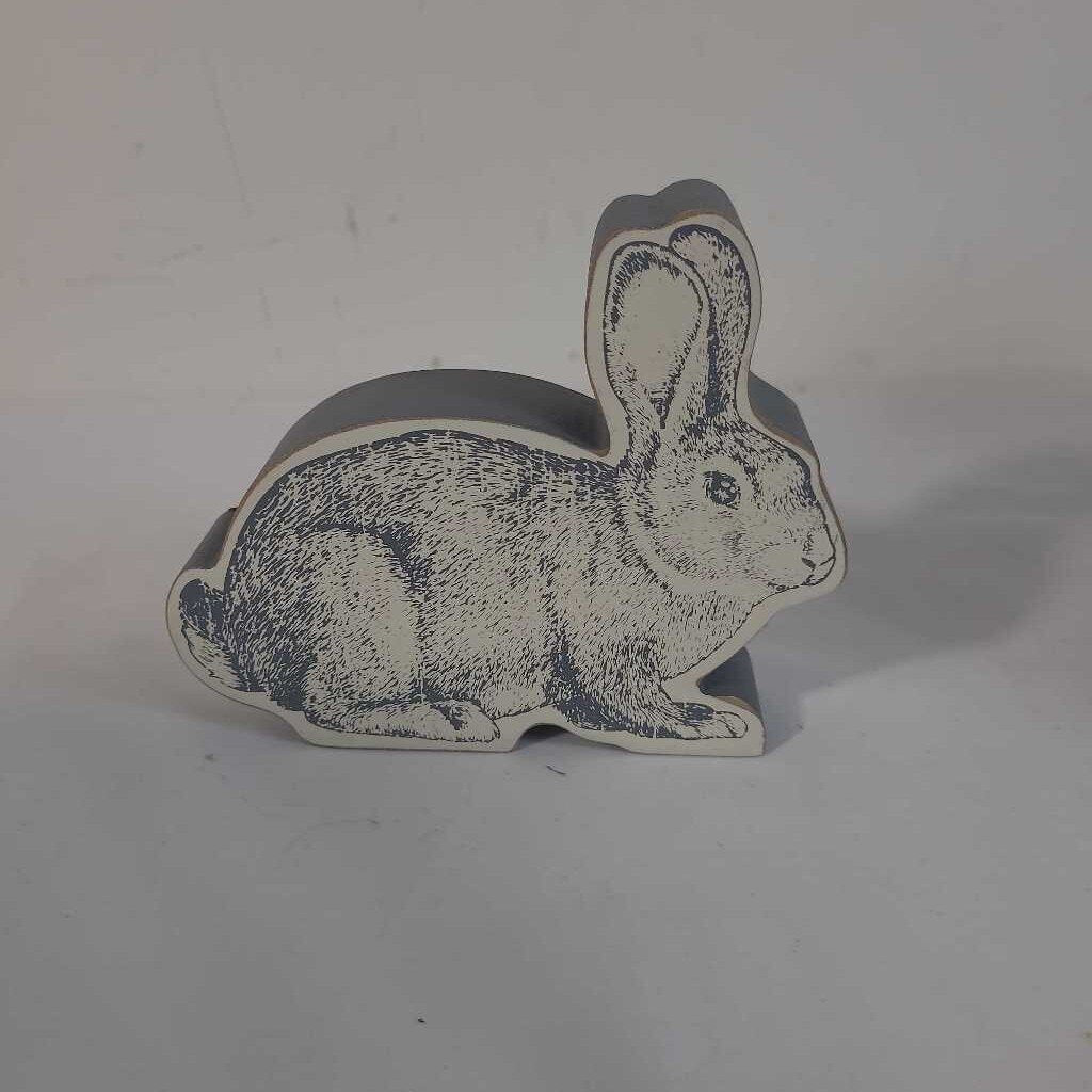 WOODEN BUNNY