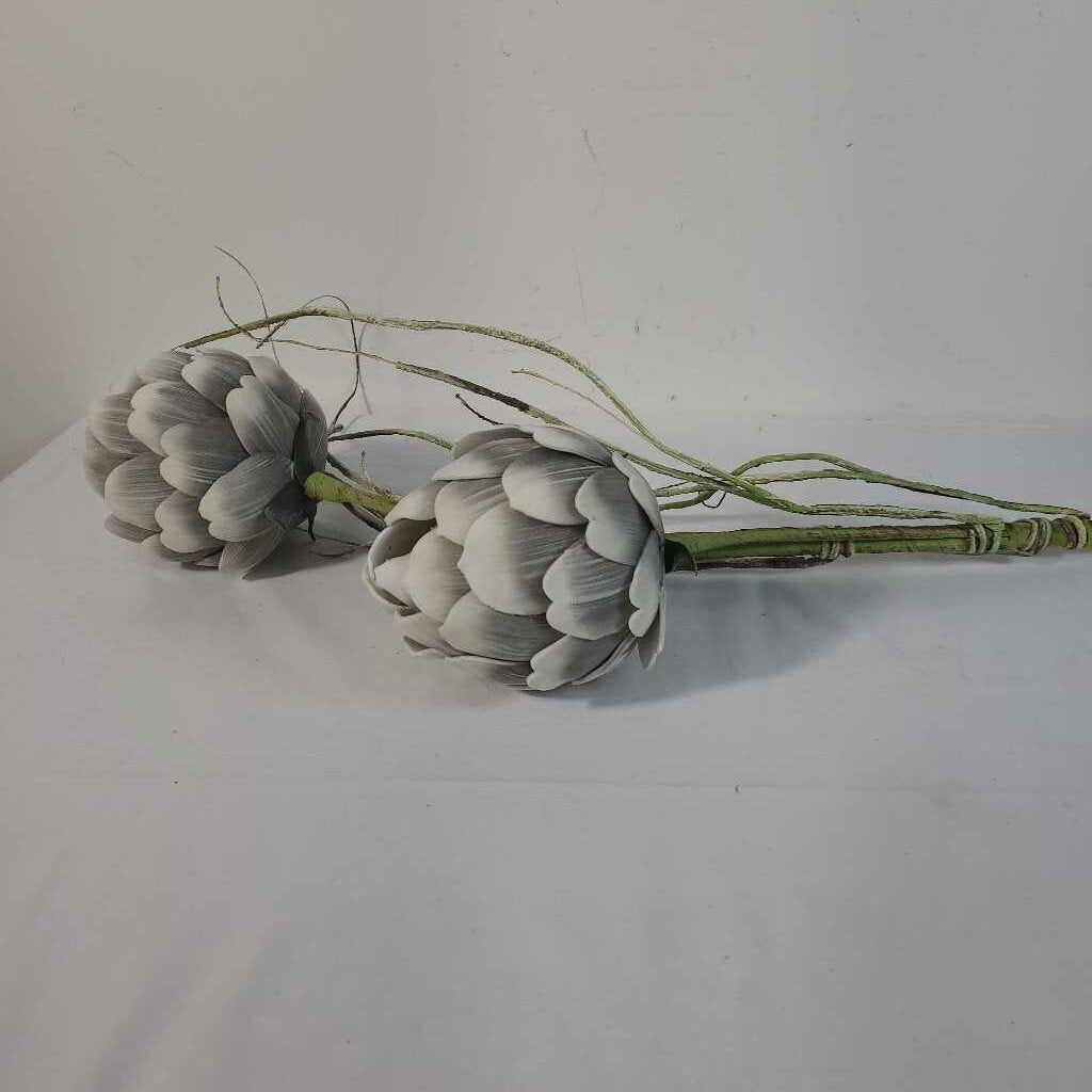 FAUX GREY FLOWER PICK