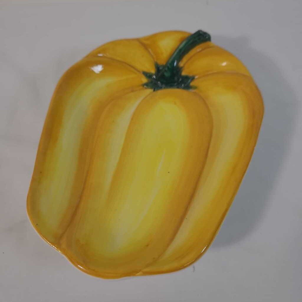 YELLOW PEPPER DISH