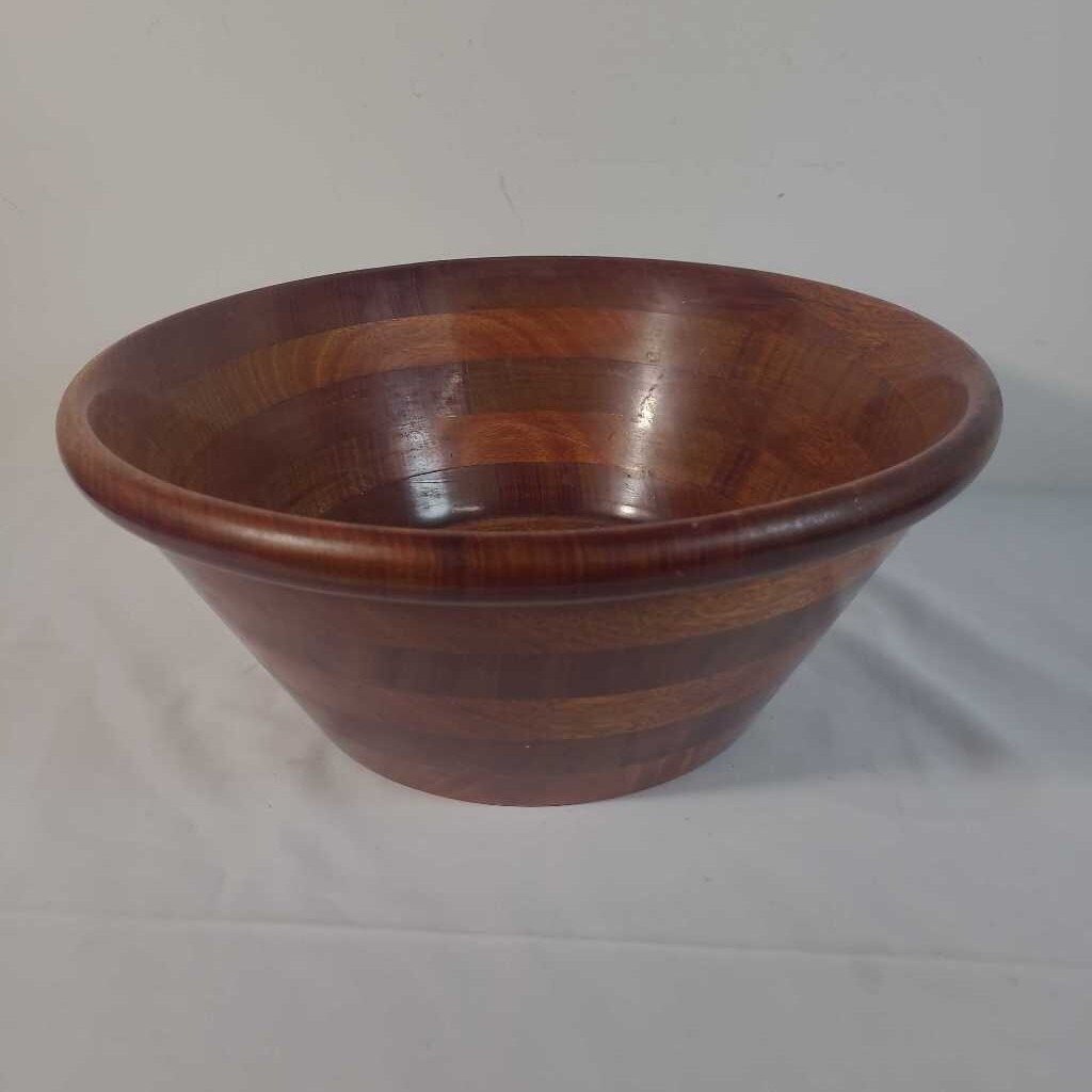 WOODEN SALAD BOWL