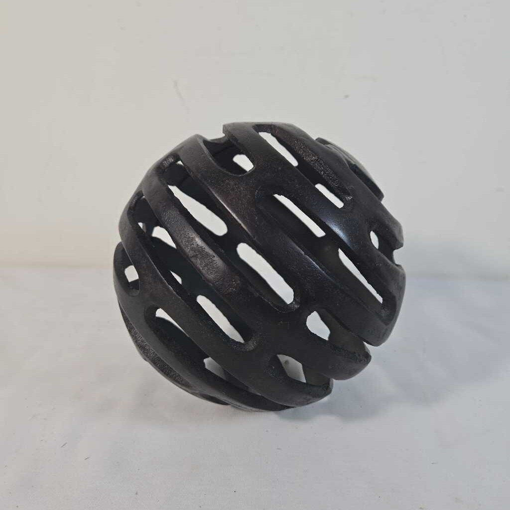 CUTOUT BRONZE METAL DECORATIVE BALL