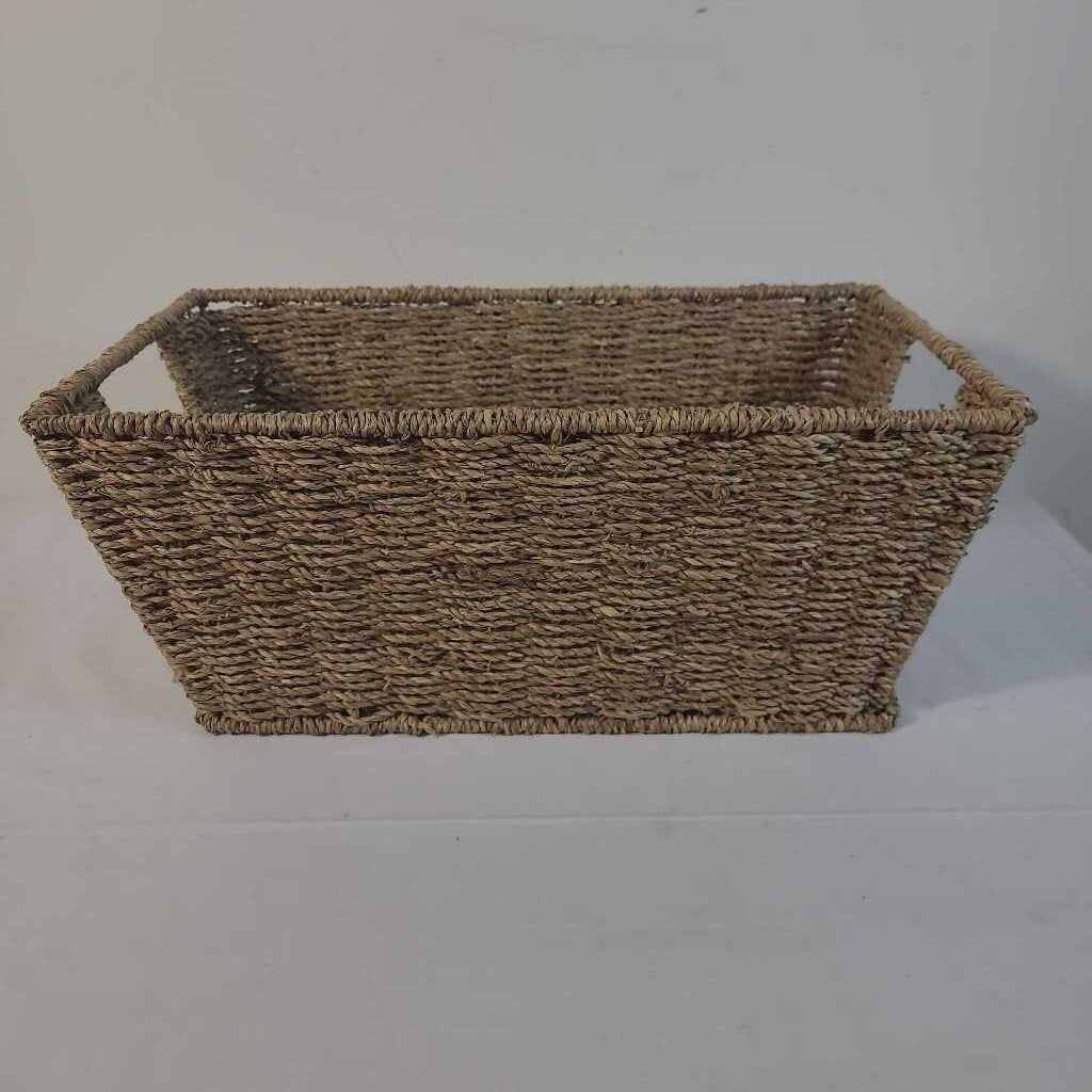 RECTANGULAR BASKET