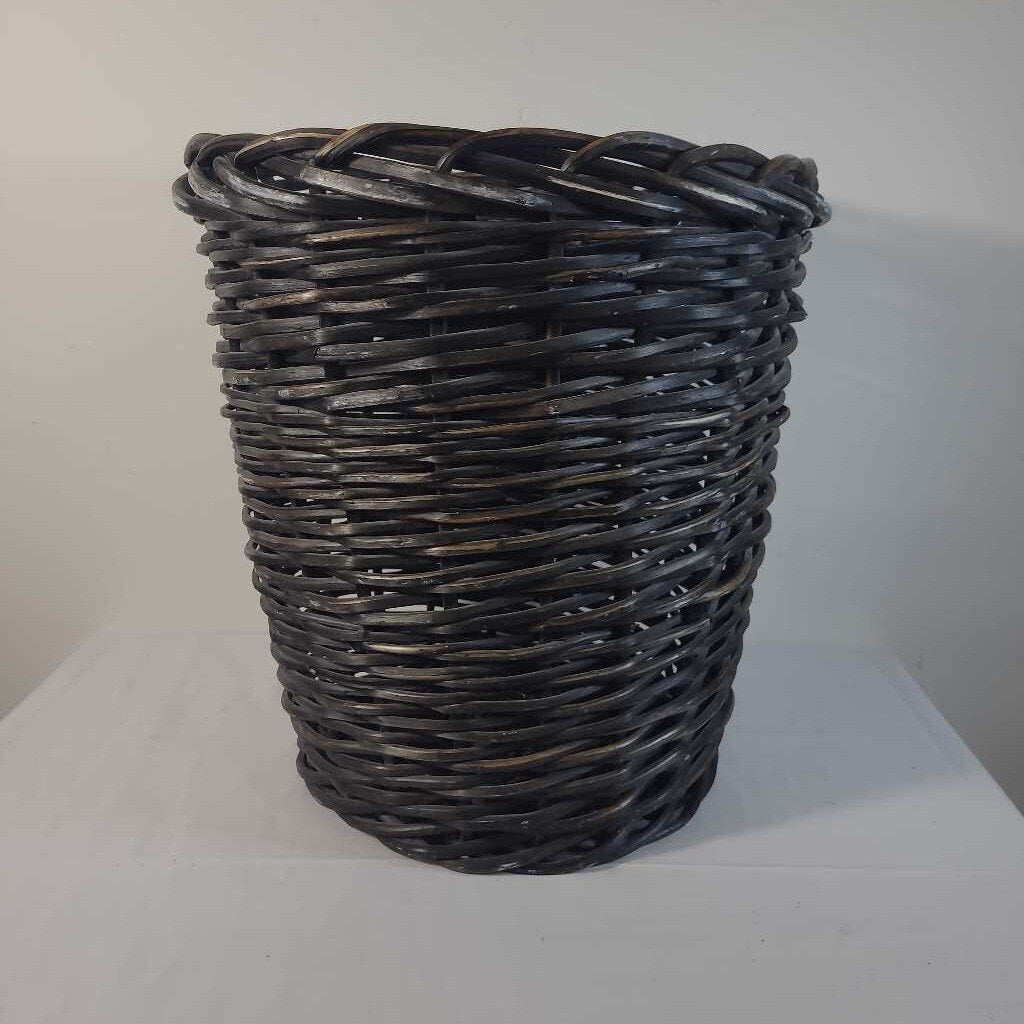 17" ROUND BASKET
