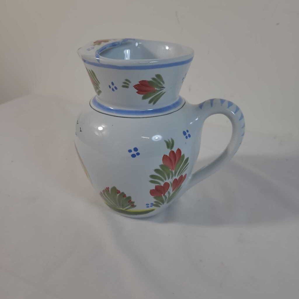 HAND PAINTED HENRIOT QUIMPER POTTERY PITCHER