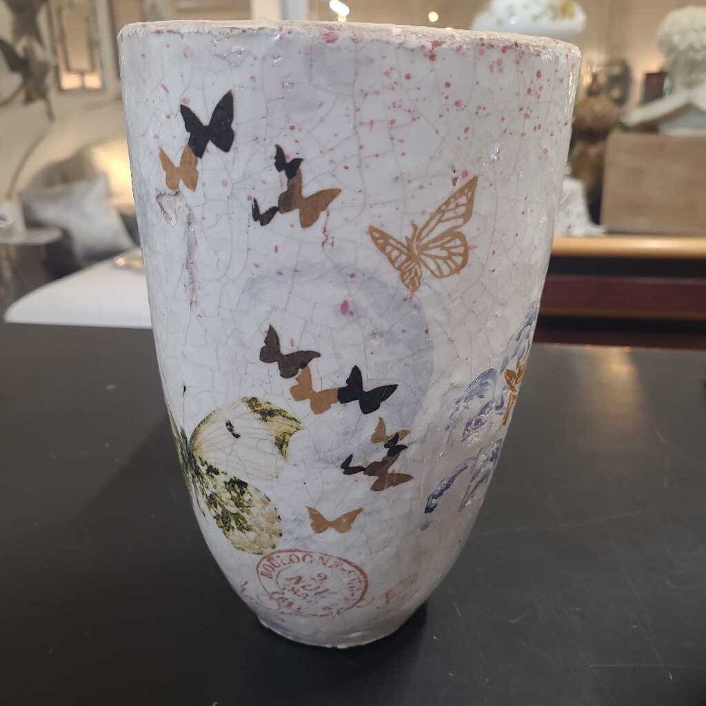CERAMIC BUTTERFLY VASE