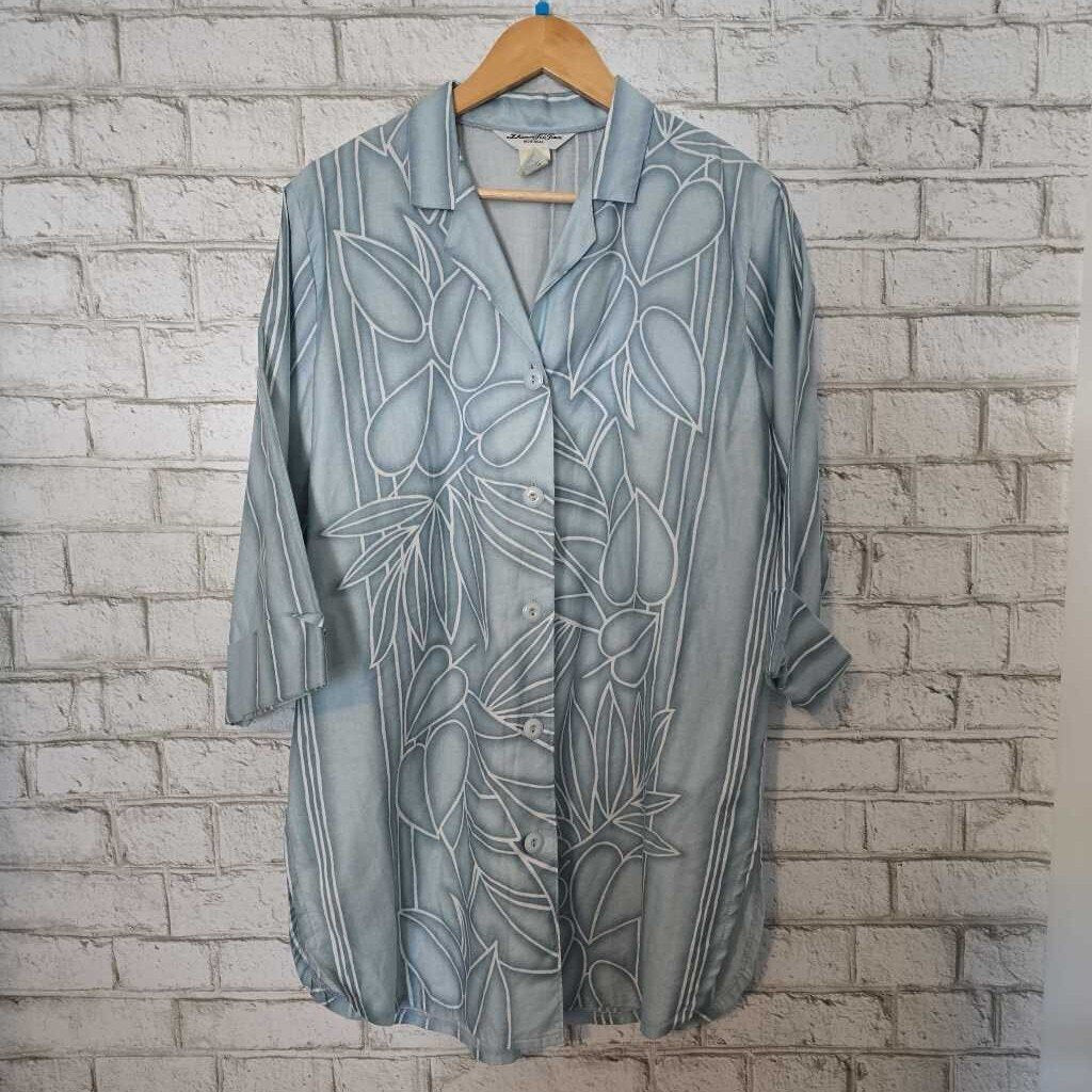Diamond Tea Gown Montreal Blue Over Shirt M