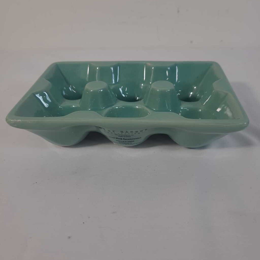 BLUE HARBOUR CERAMIC EGG HOLDER