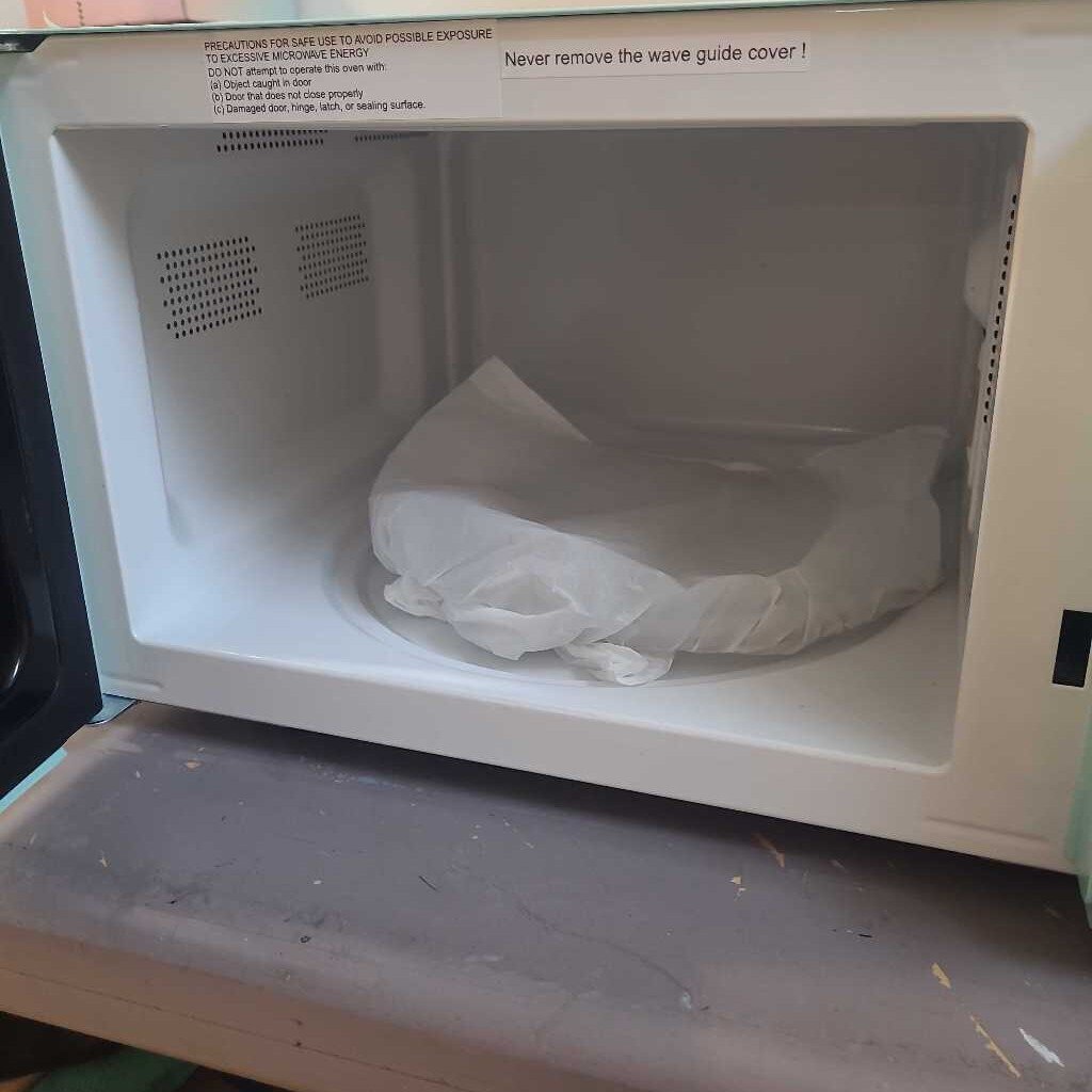 NOSTALGIA RETRO AQUA COUNTER MICROWAVE